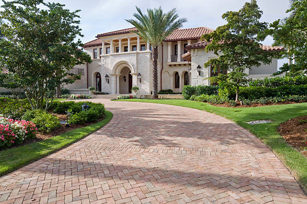 Reasons to Select Us for Your Driveway Paving Requirements in Olympia Heights, FL